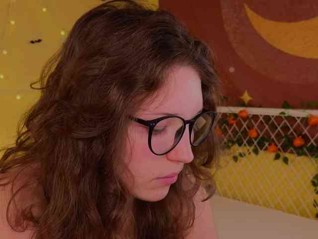 Lea_Belle webcam