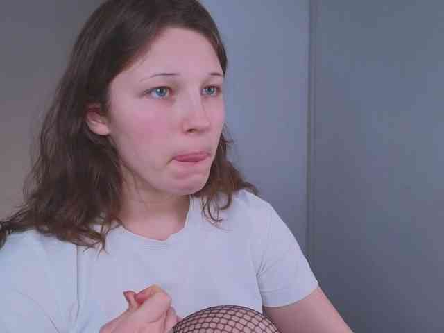 Lea_Belle webcam