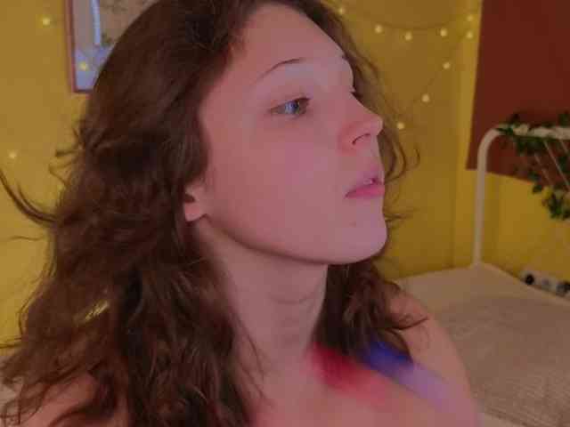 Lea_Belle webcam