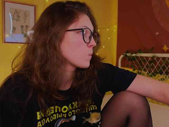 Lea_Belle webcam