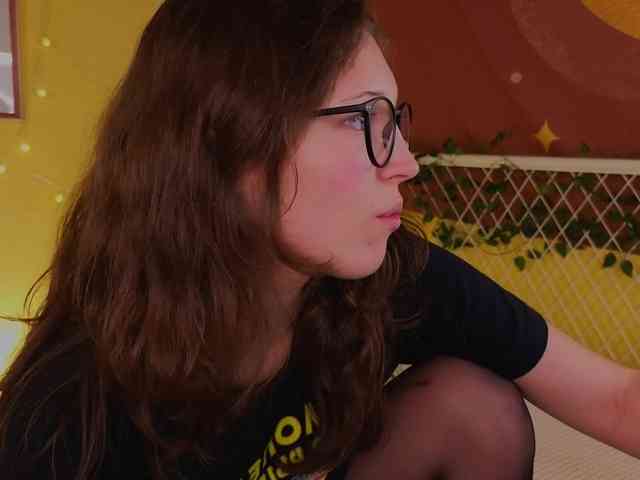 Lea_Belle webcam