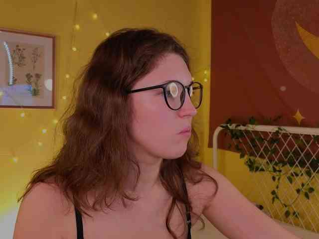 Lea_Belle webcam