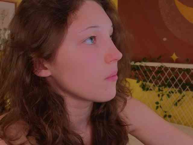 Lea_Belle webcam
