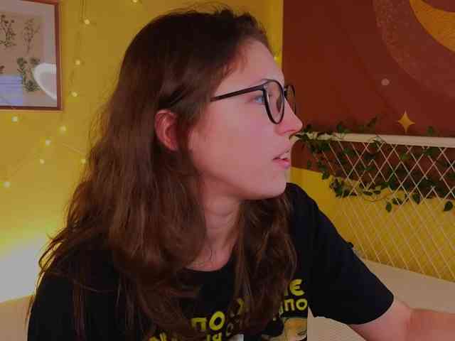 Lea_Belle webcam