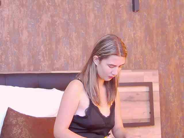 AylinFreya webcam