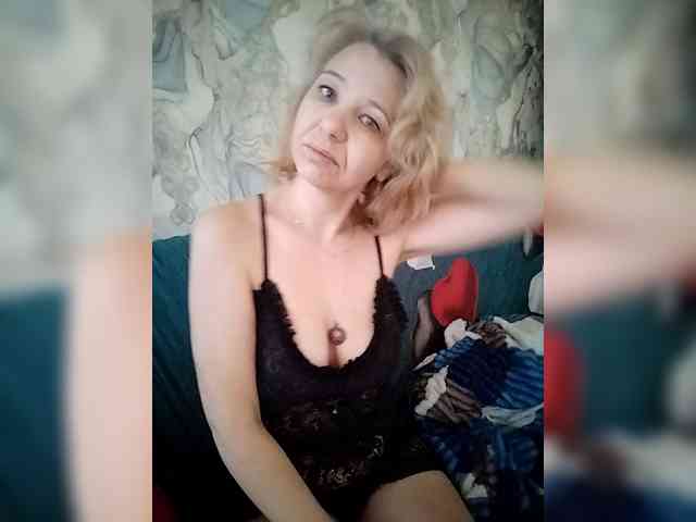 AsyaLorna webcam