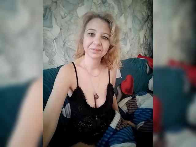 AsyaLorna webcam