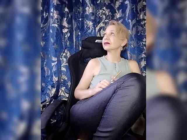 AsyaLorna webcam