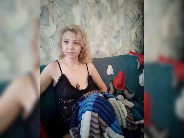 AsyaLorna webcam