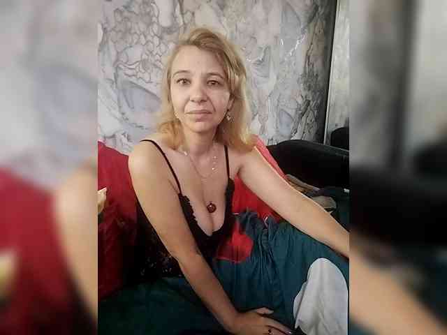 AsyaLorna webcam