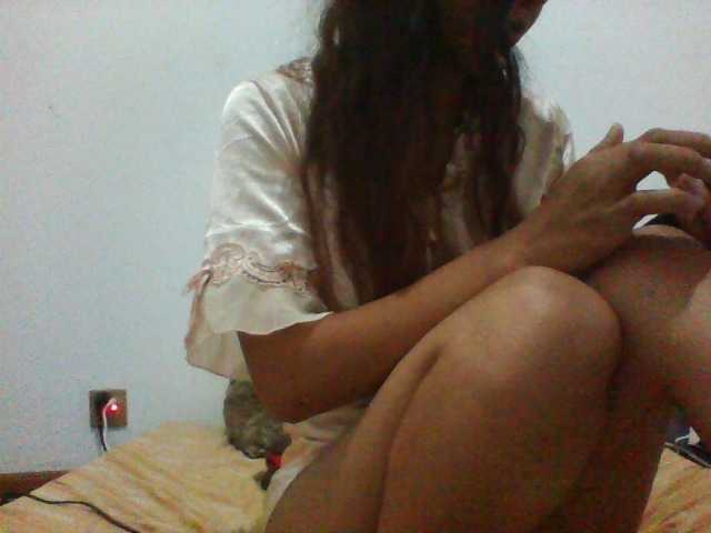 PrettyLie Live Cam on BongaCams