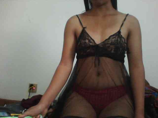 PrettyLie webcam