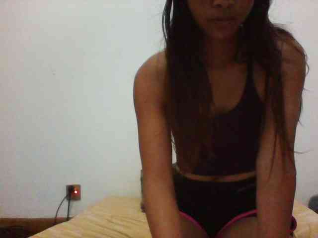 PrettyLie webcam