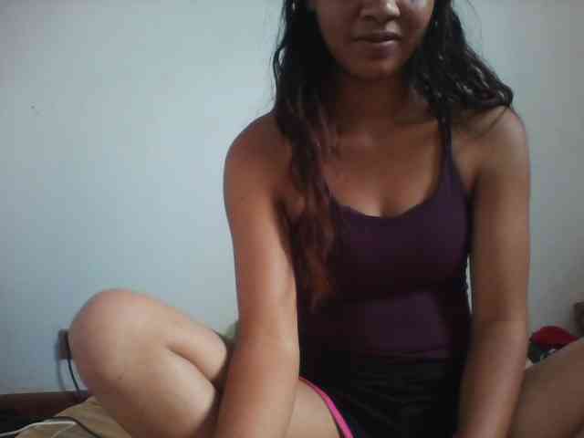 PrettyLie webcam