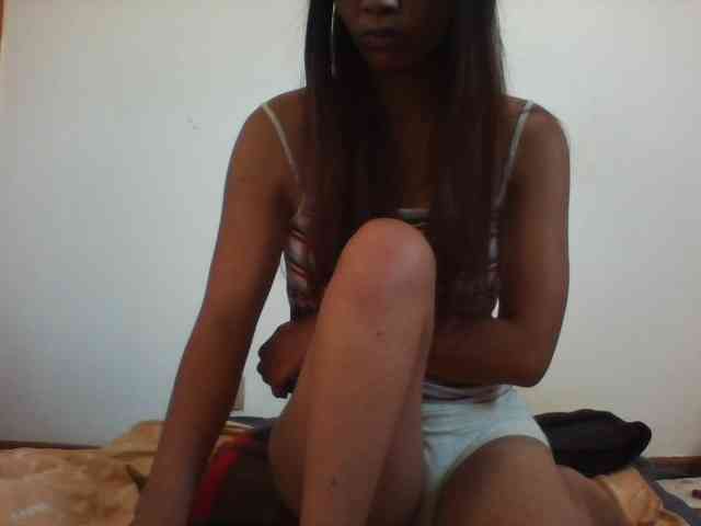 PrettyLie webcam