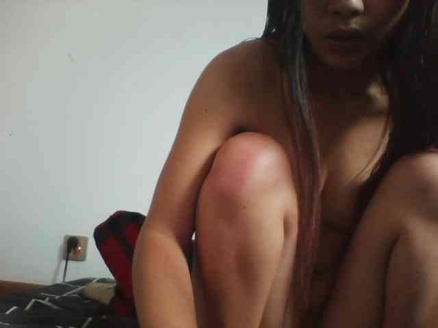 PrettyLie webcam