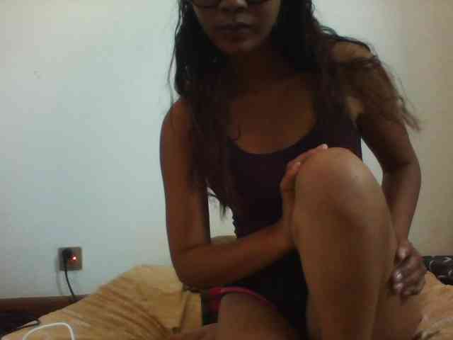 PrettyLie webcam