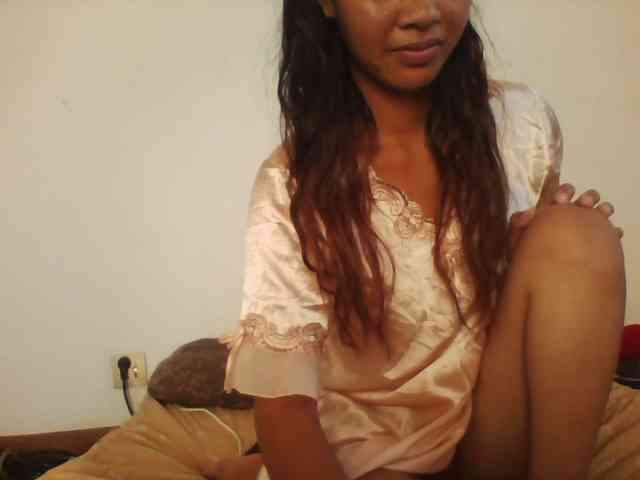 PrettyLie webcam