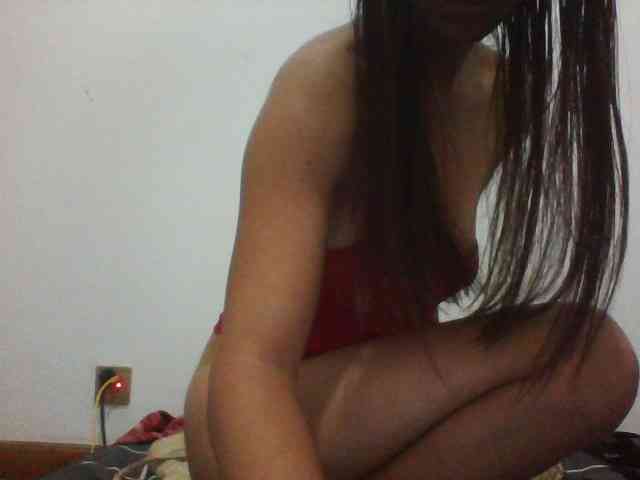 PrettyLie webcam