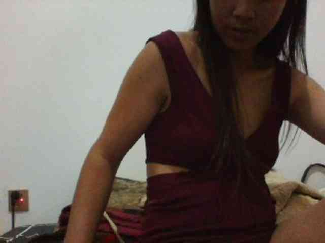 PrettyLie webcam