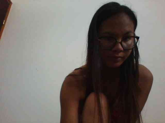 PrettyLie webcam