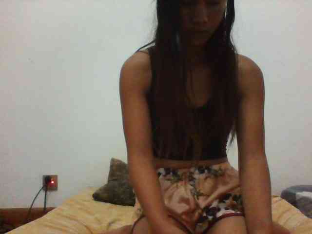 PrettyLie webcam