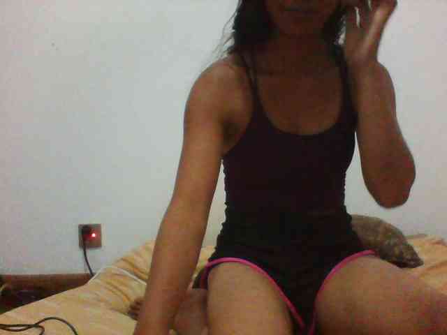 PrettyLie webcam