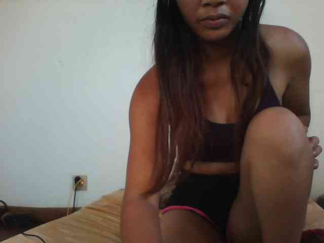 PrettyLie webcam