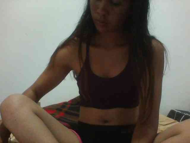 PrettyLie Live Webcam on BongaCams