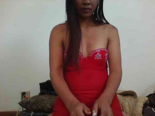 PrettyLie webcam