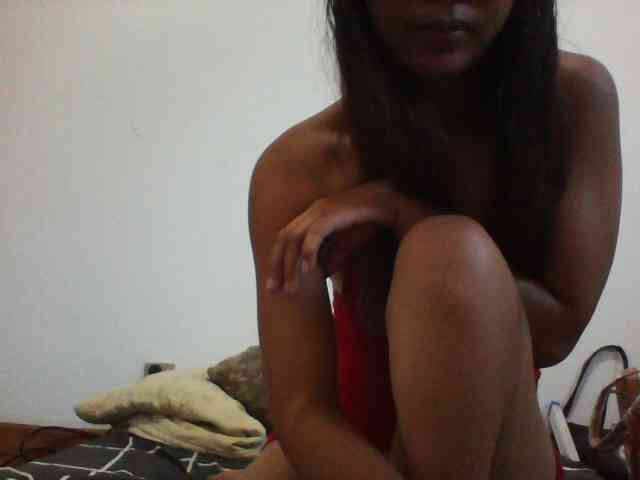 PrettyLie webcam