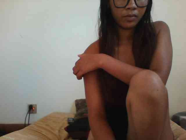 PrettyLie webcam