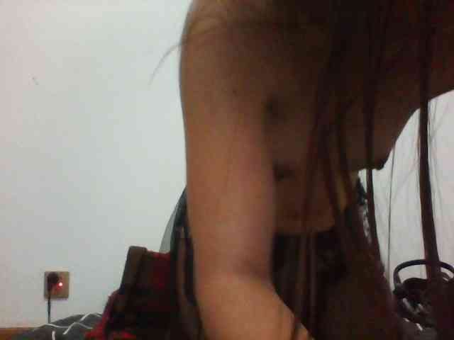 PrettyLie webcam