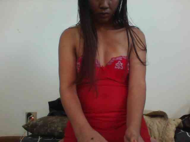 PrettyLie webcam