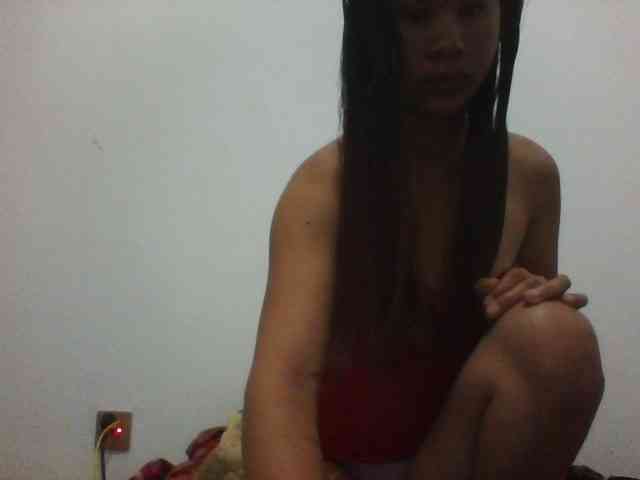 PrettyLie webcam