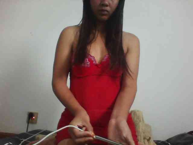 PrettyLie webcam