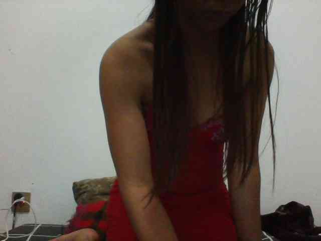 PrettyLie webcam