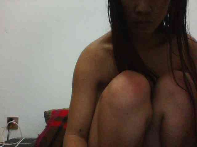 PrettyLie webcam