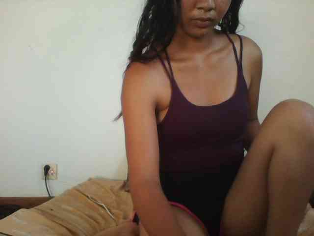 PrettyLie webcam