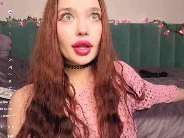PrettyLilie webcam
