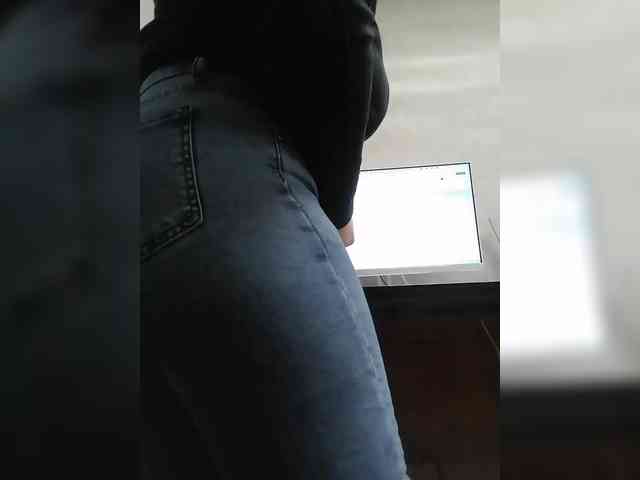 Polyk93 Live Webcam on BongaCams