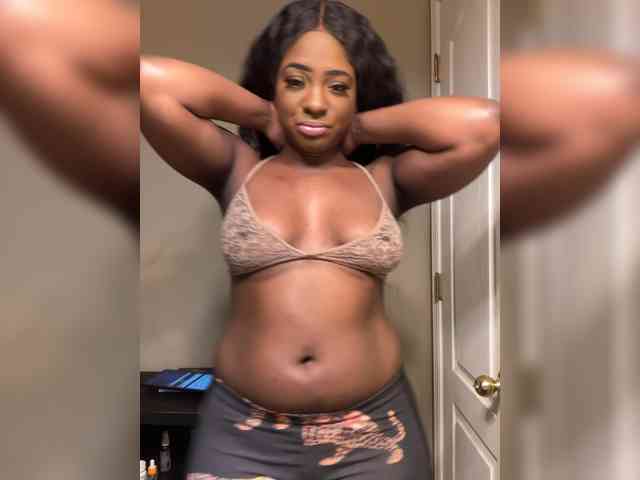 PrincessDecember webcam