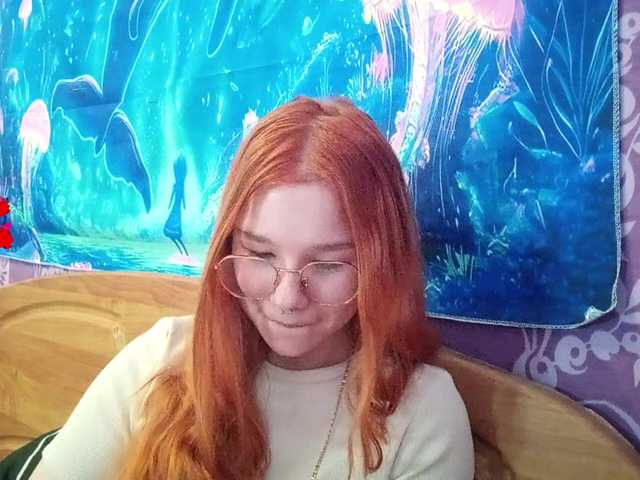 LeonaZdenek live cam profile