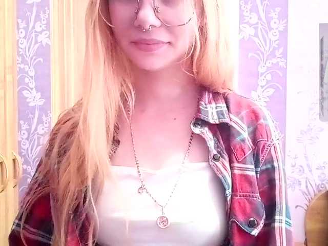 LeonaZdenek's BongaCams show and profile