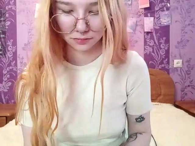 LeonaZdenek's BongaCams show and profile