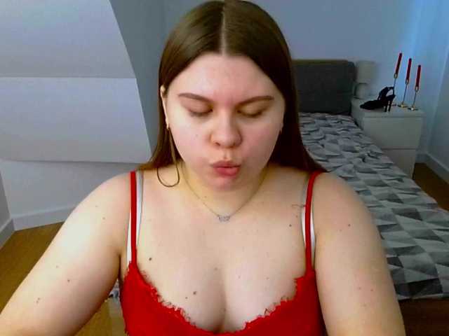 AbbyMint's BongaCams show and profile