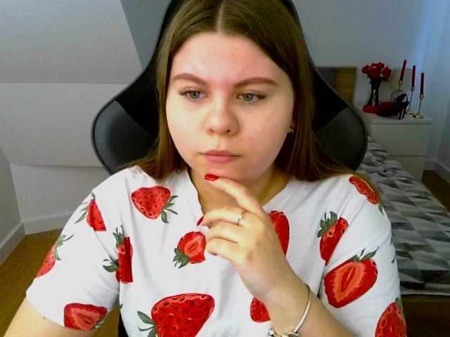 AbbyMint's BongaCams show and profile