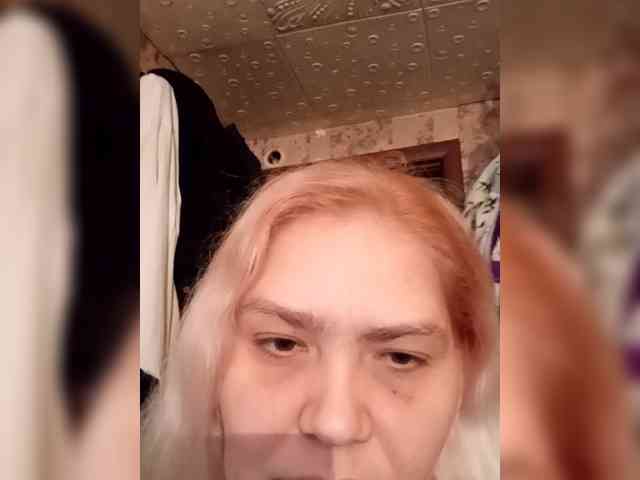 Eileen-Milly Live Webcam on BongaCams