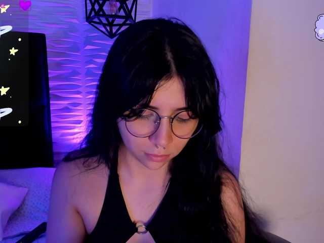 Melody-Black live cam profile