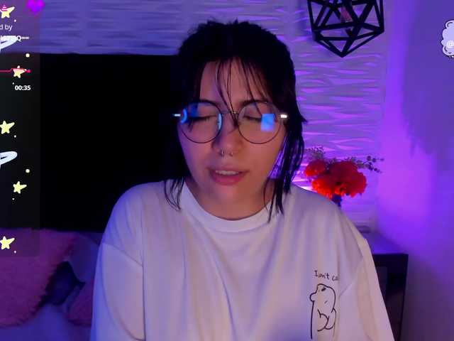 Melody-Black's BongaCams show and profile